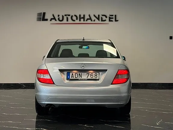 Mercedes-Benz C180 2009 photo 5