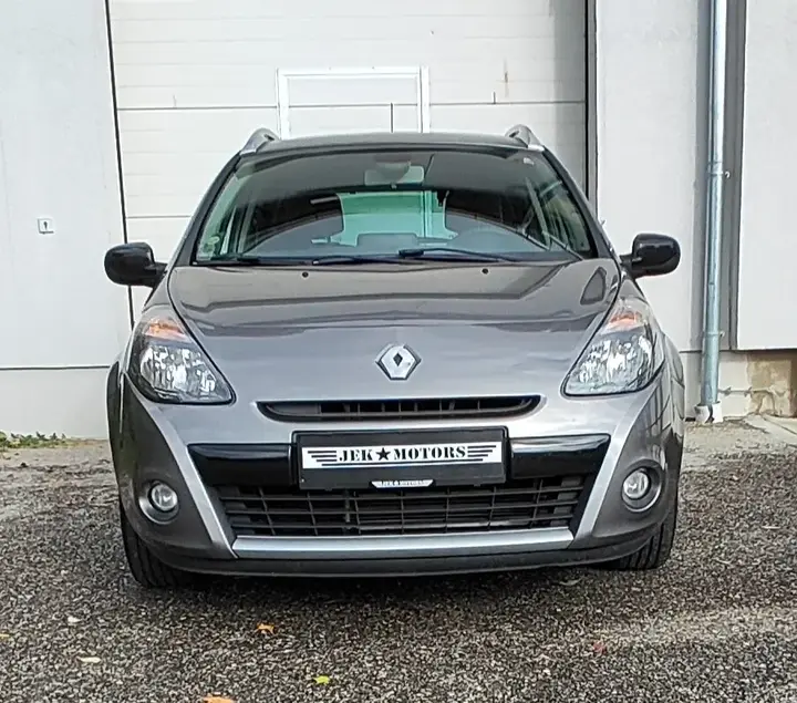 Renault Clio Grandtour 2011 photo 2