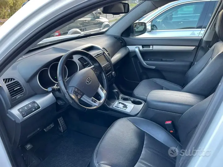 Kia Sorento 2012 photo 3