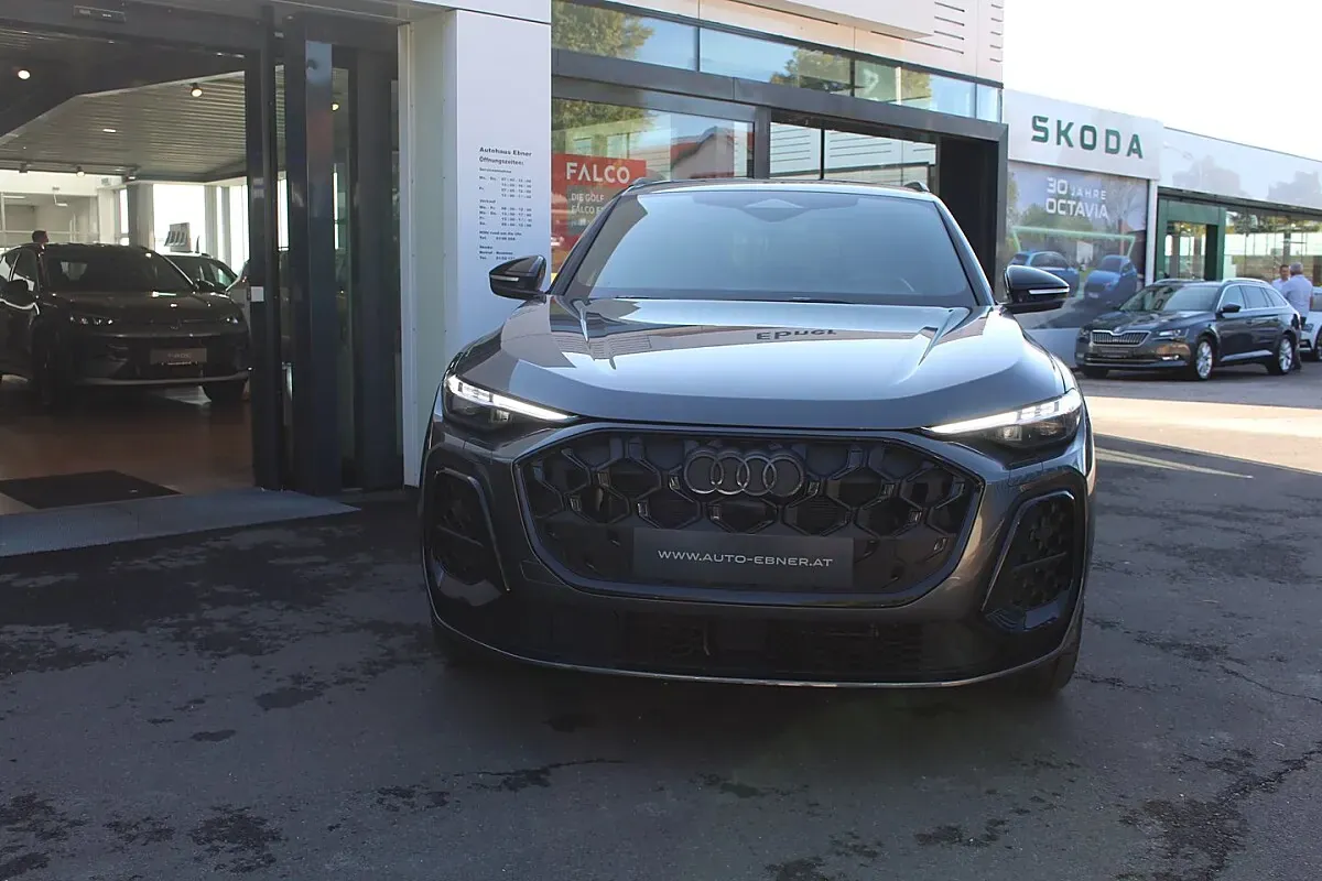 Audi Q5 2025 photo 2