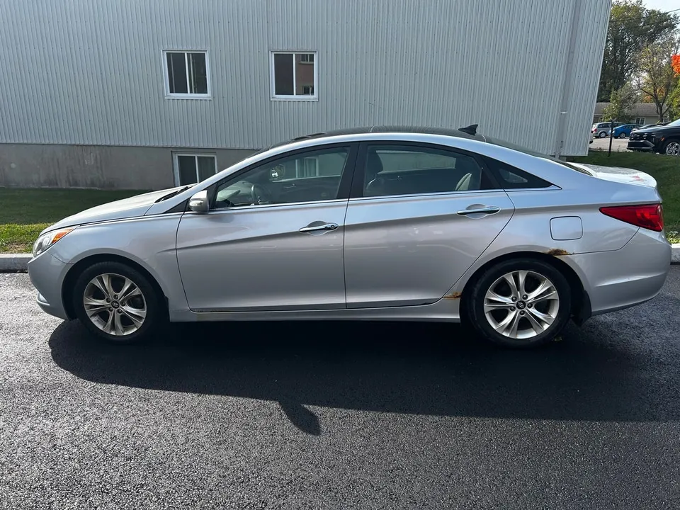 Hyundai Sonata 2012 photo 4