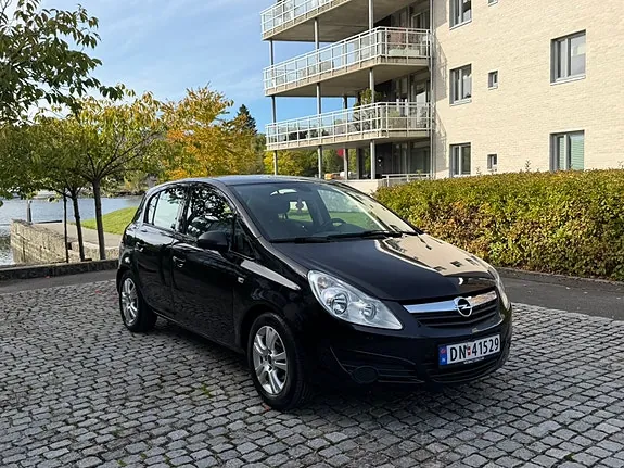 Opel Corsa 2010 photo 4