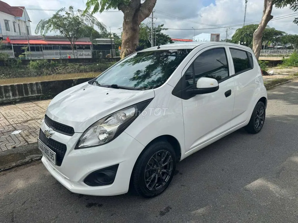 Chevrolet Spark 2016 photo 2