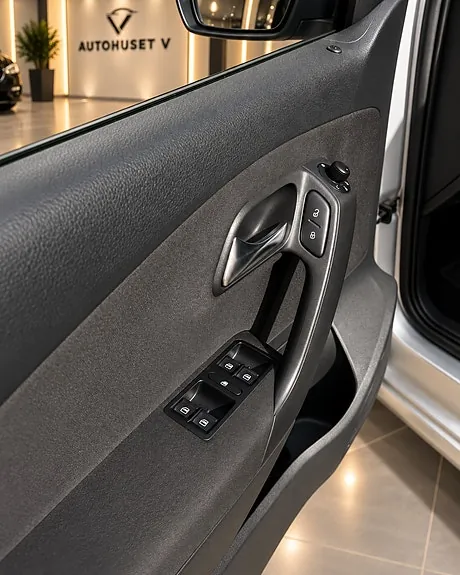 Volkswagen Polo 2011 photo 5
