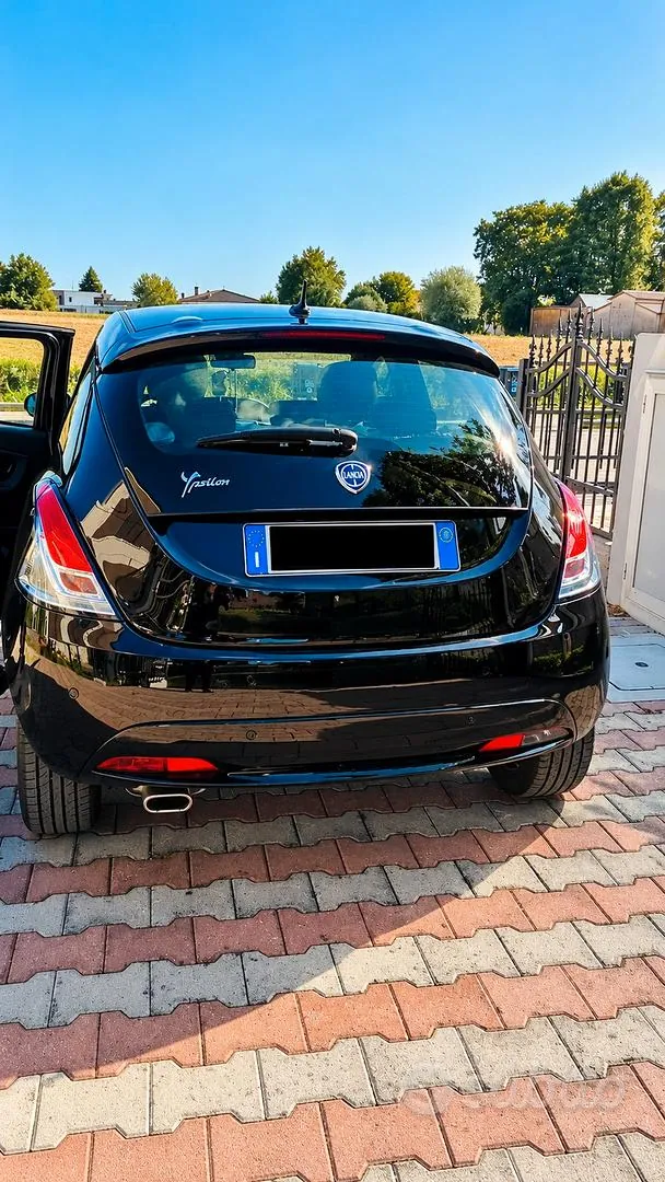 Lancia Ypsilon 2020 photo 2