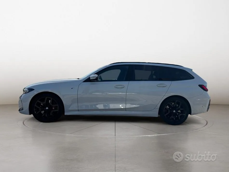 BMW 320D Touring 2025 photo 2
