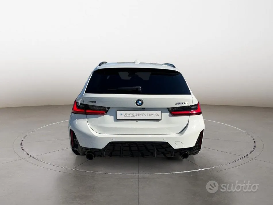 BMW 320D Touring 2025 photo 4