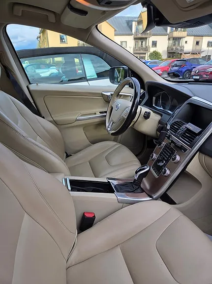 Volvo Xc60 2017 photo 3