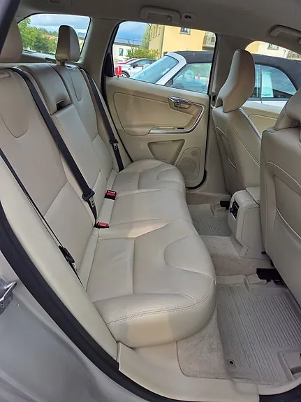 Volvo Xc60 2017 photo 5
