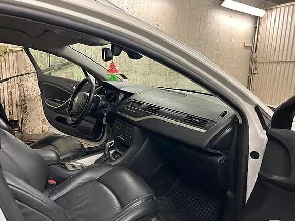 Citroen C5 2011 photo 5