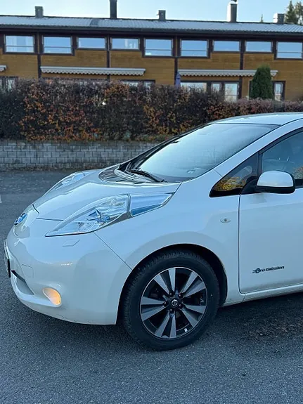 Nissan Leaf 2017 photo 3