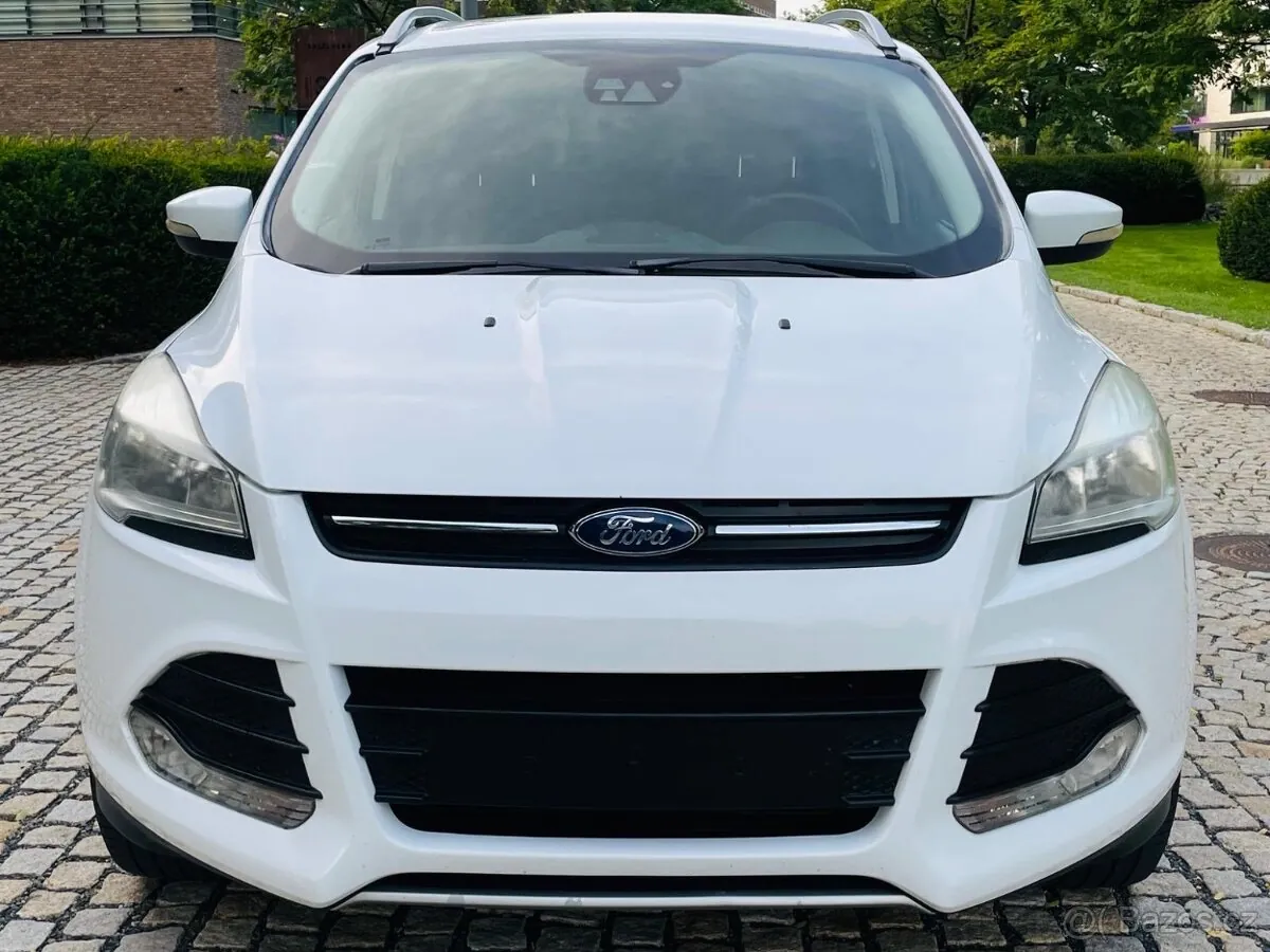 Ford Kuga 2013 photo 3