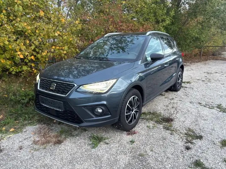 Seat Arona