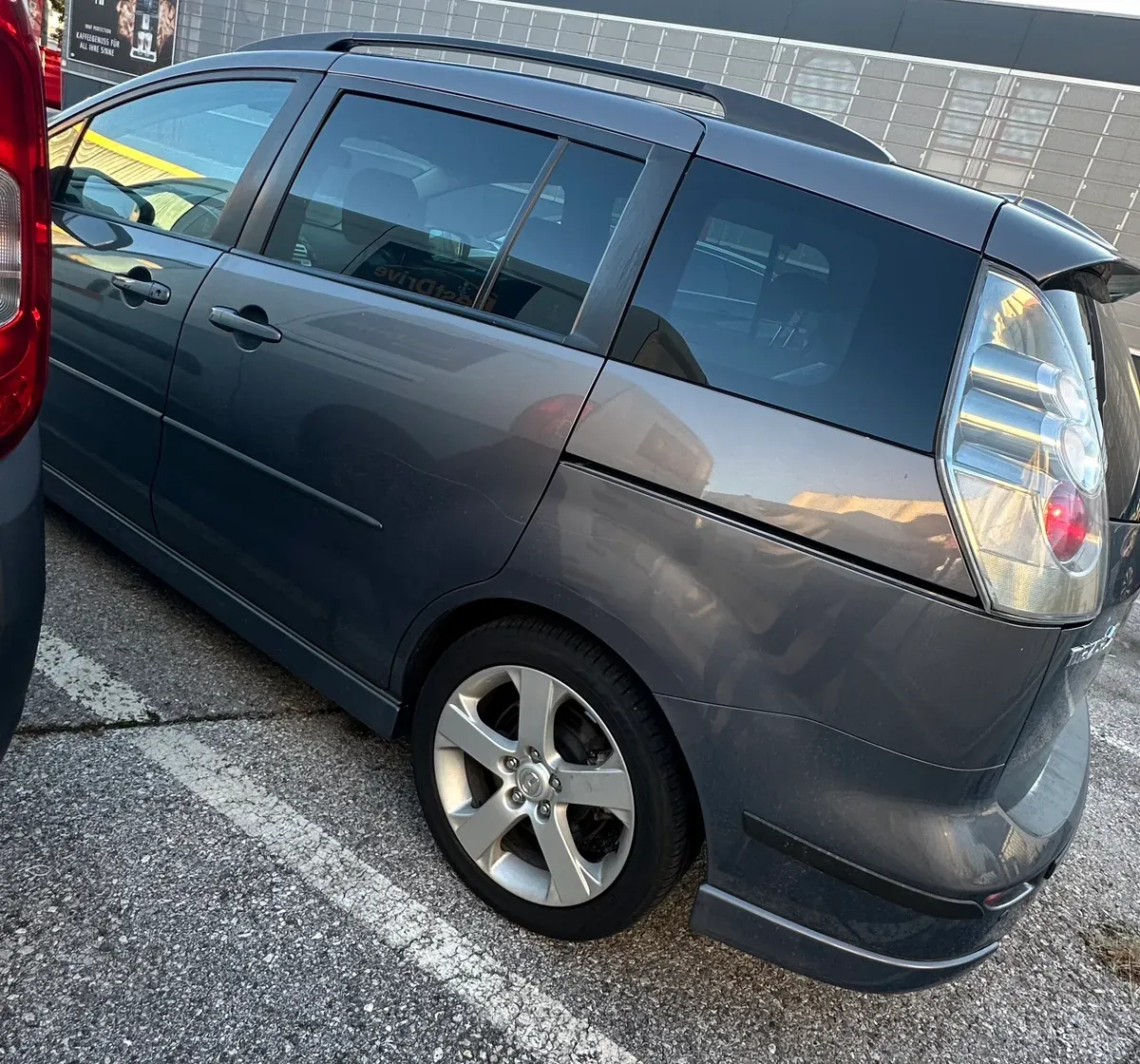 Mazda Mazda5