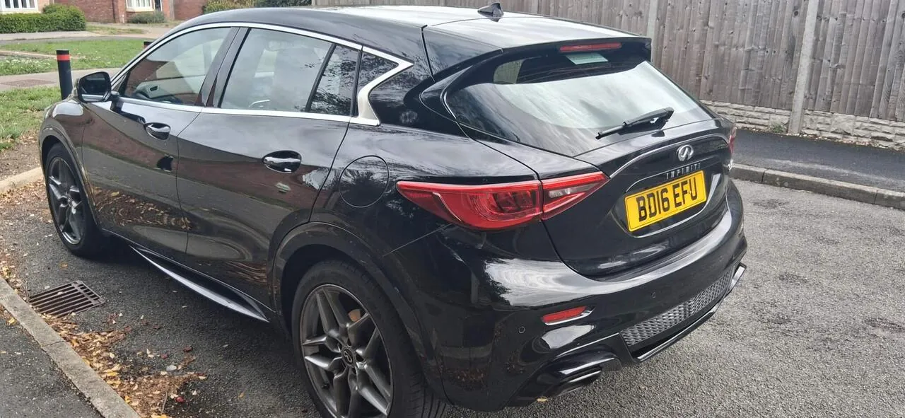 Infiniti Q30 2016 photo 4