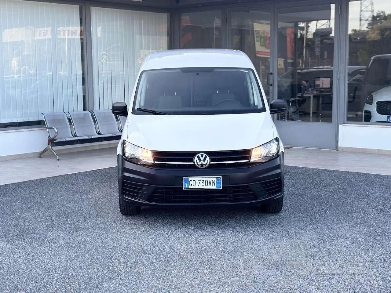 Volkswagen Caddy 2020 photo 2