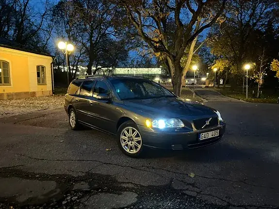 Volvo V70 2008 photo 2