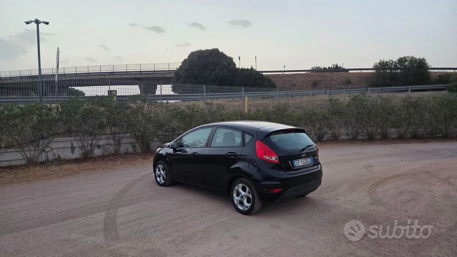 Ford Fiesta 2013 photo 4