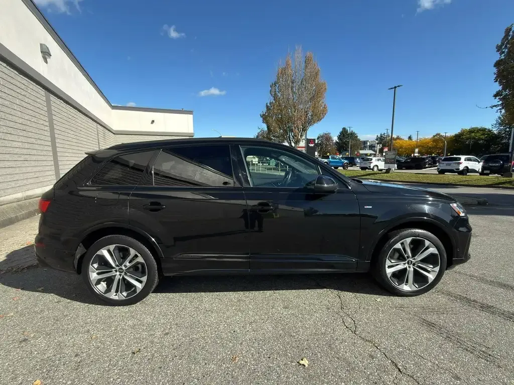 Audi Q7 2023 photo 5