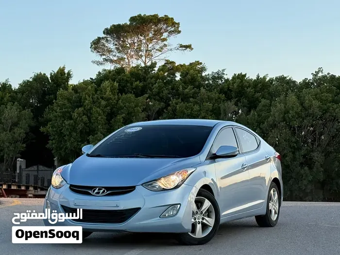 Hyundai Avante 2012 photo 3