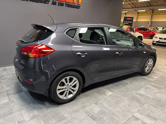 Kia Ceed 2013 photo 5