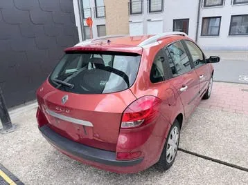 Renault Clio 2008 photo 3