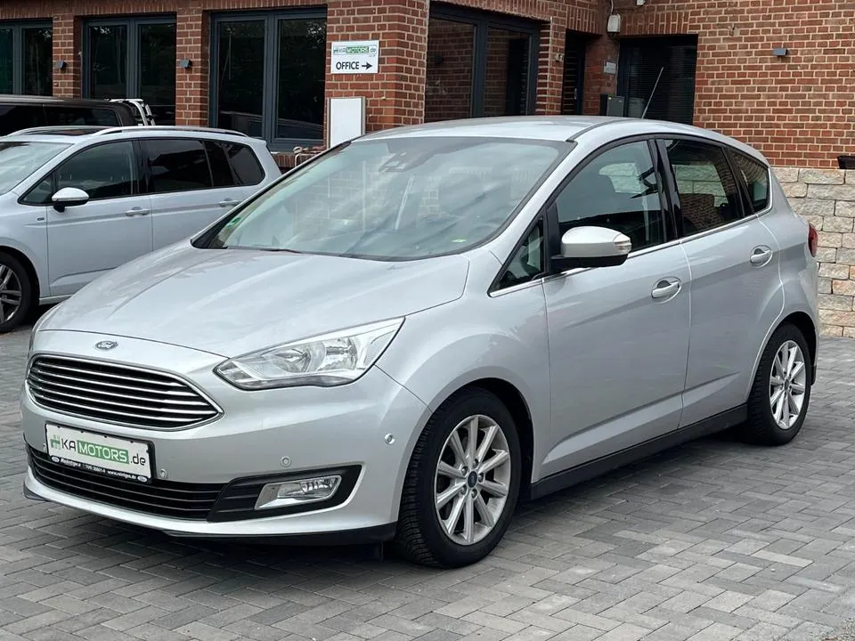 Ford C-Max Titanium