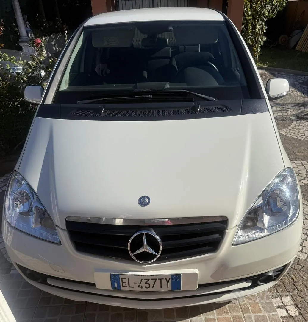 Mercedes-Benz A160
