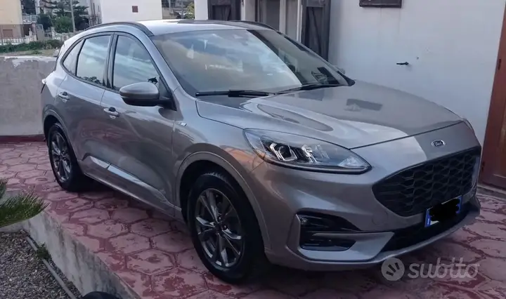 Ford Kuga 2022 photo 2