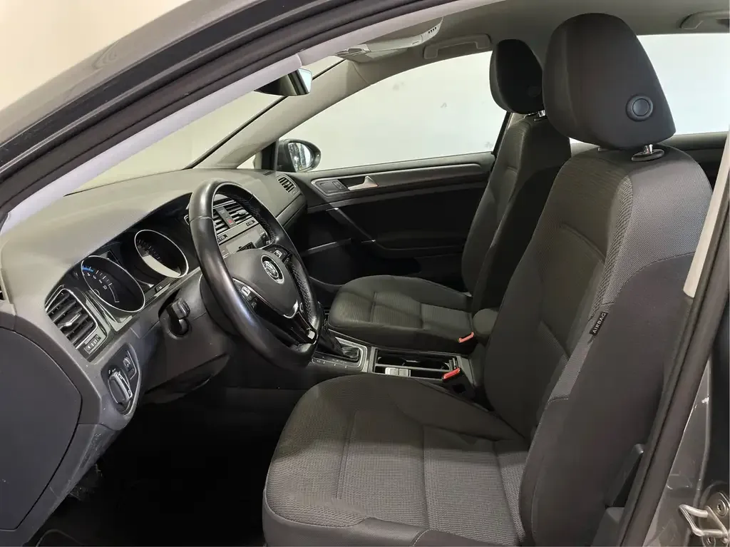 Volkswagen E-Golf 2018 photo 3