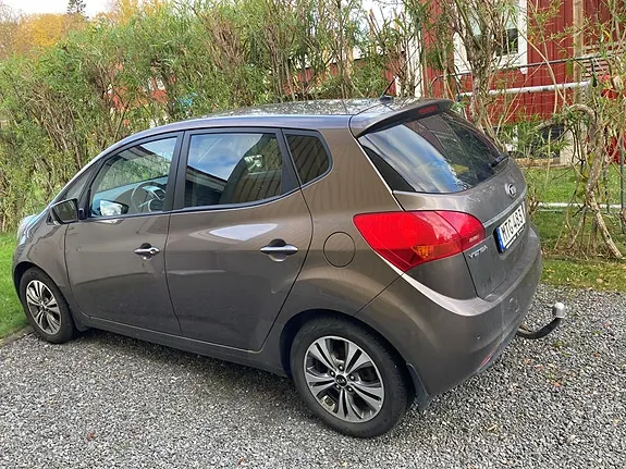 Kia Venga 2016 photo 2