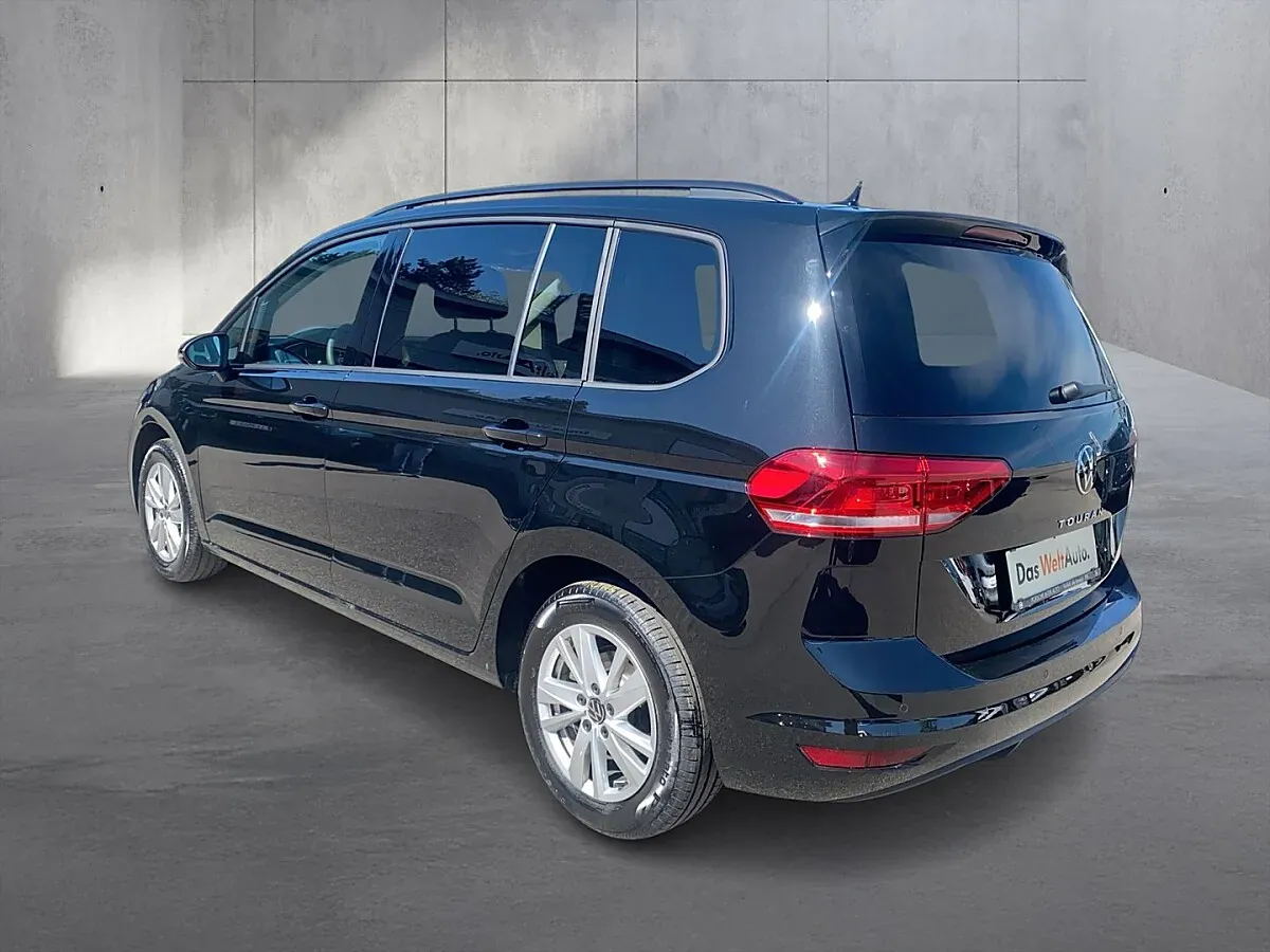 Volkswagen Touran 2026 photo 3