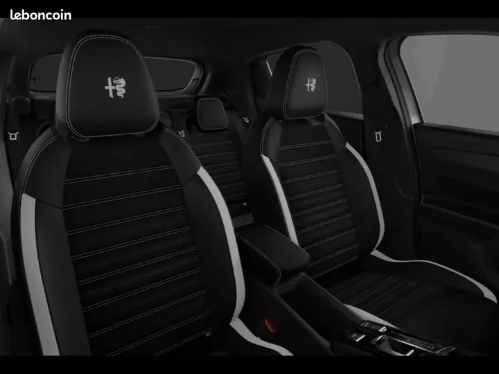 Alfa Romeo Junior 2026 photo 4