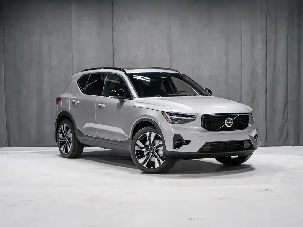 Volvo Xc40 2026 photo 2