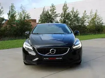 Volvo V40 2019 photo 2