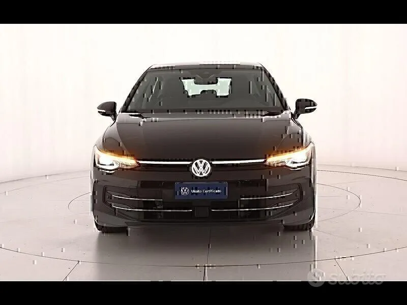 Volkswagen Golf 2025 photo 4