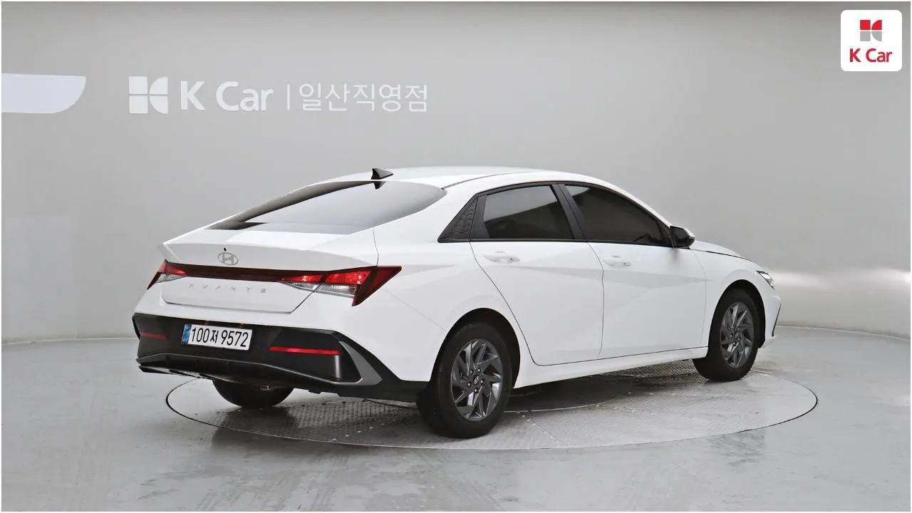 Hyundai Avante 2024 photo 3