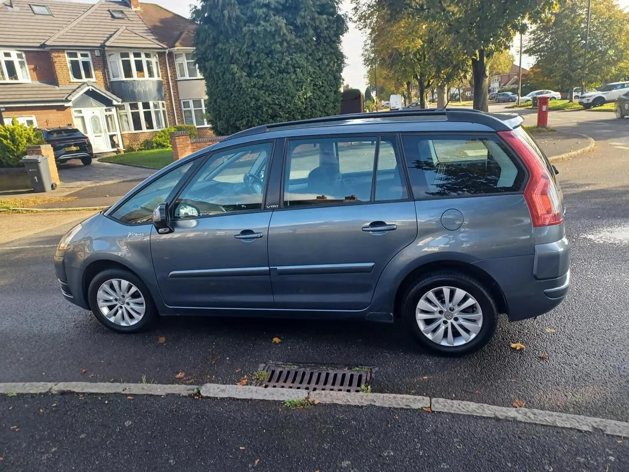Citroen Grand C4 Picasso 2008 photo 2