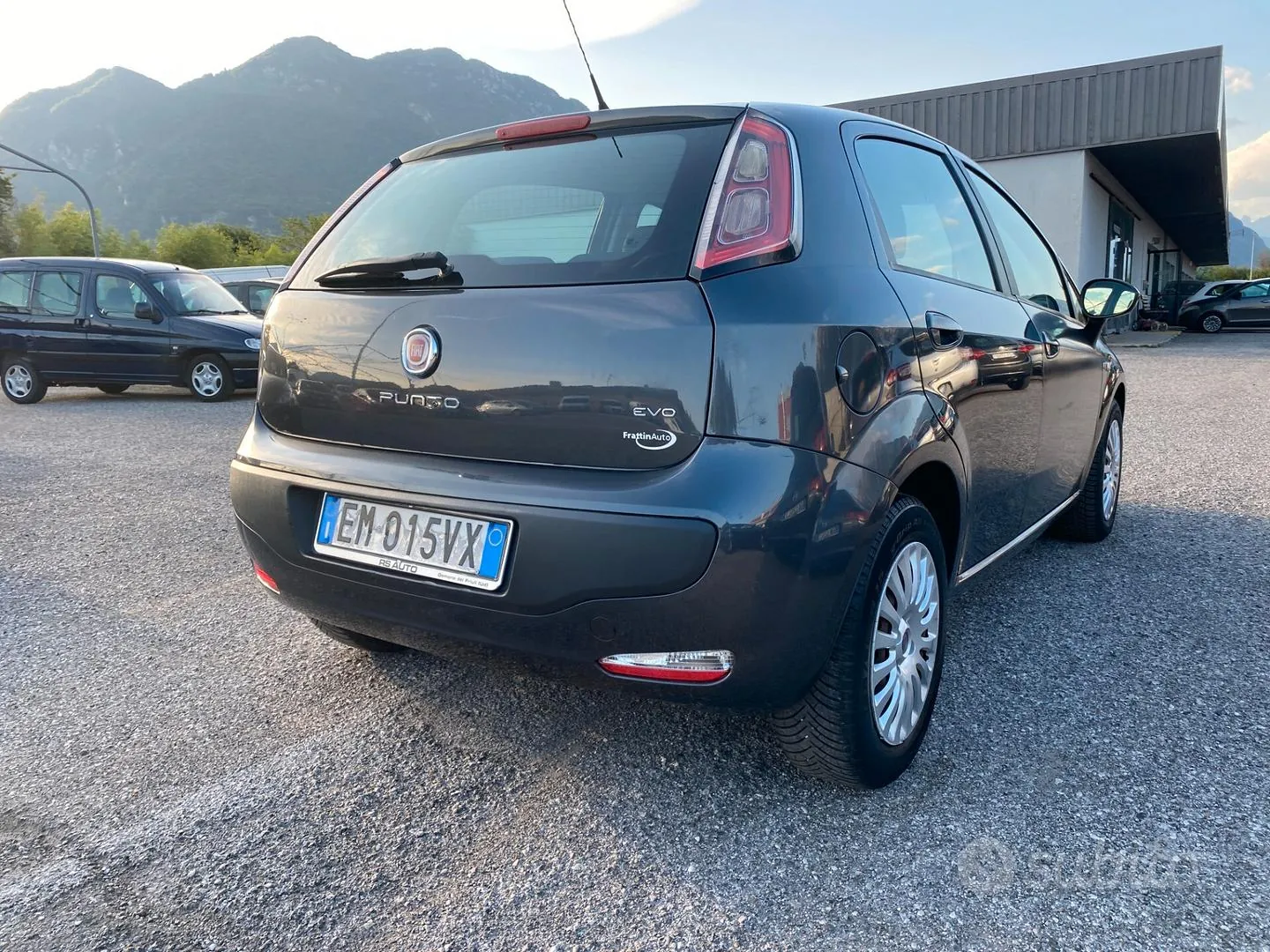 Fiat Punto Evo 2011 photo 5