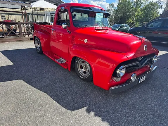 Ford F-100