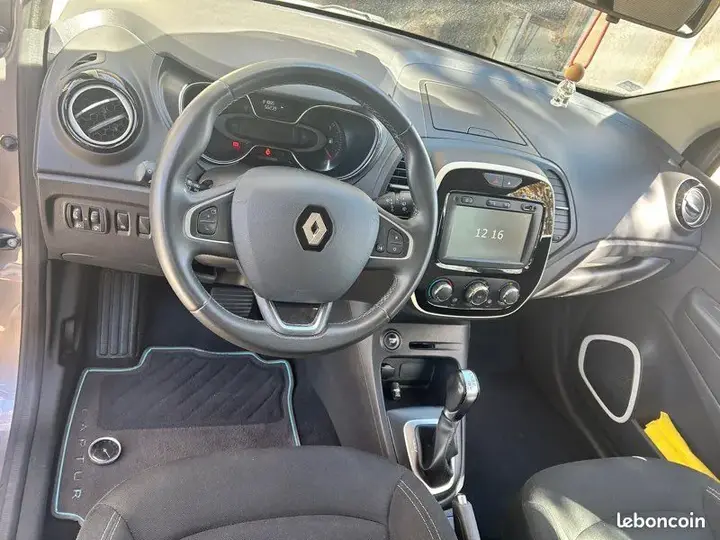 Renault Captur 2019 photo 3