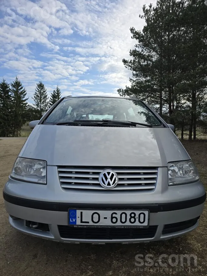 Volkswagen Sharan 2001 photo 4