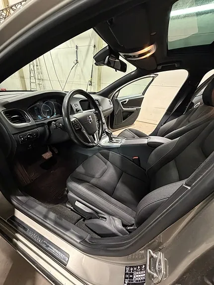 Volvo V60 2014 photo 4