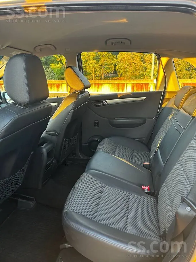Mercedes-Benz B180 2008 photo 4
