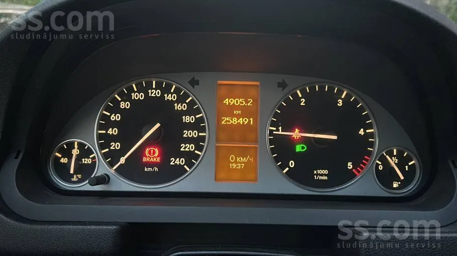 Mercedes-Benz B180 2008 photo 5