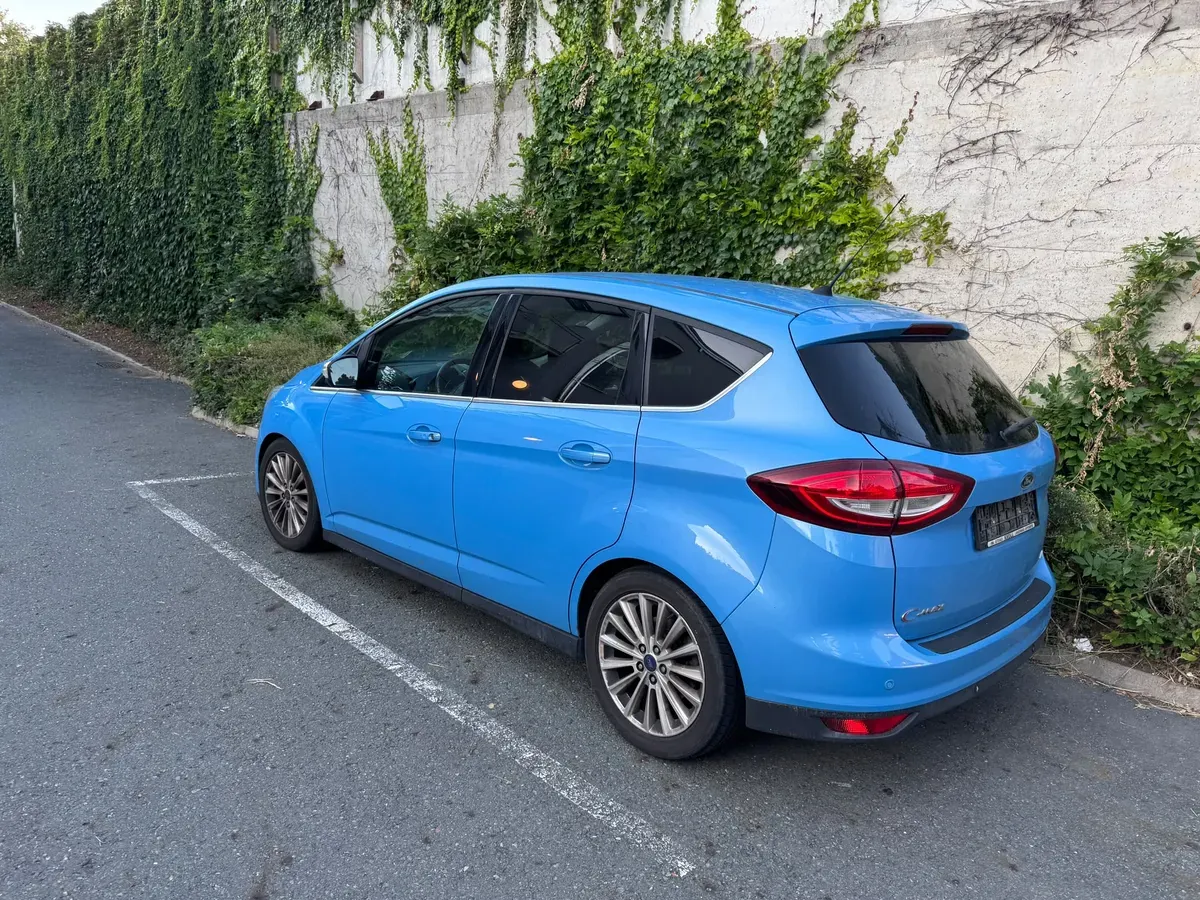 Ford C-Max 2016 photo 2