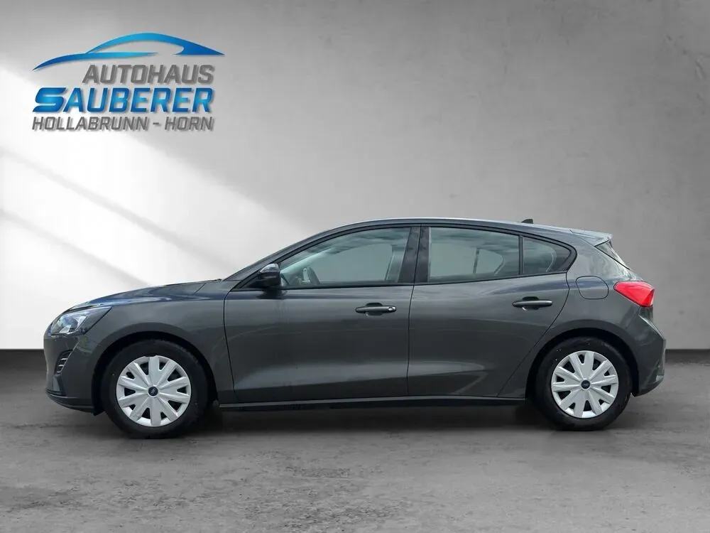 Ford Focus 2020 photo 2