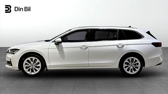 Skoda Superb 2026 photo 2