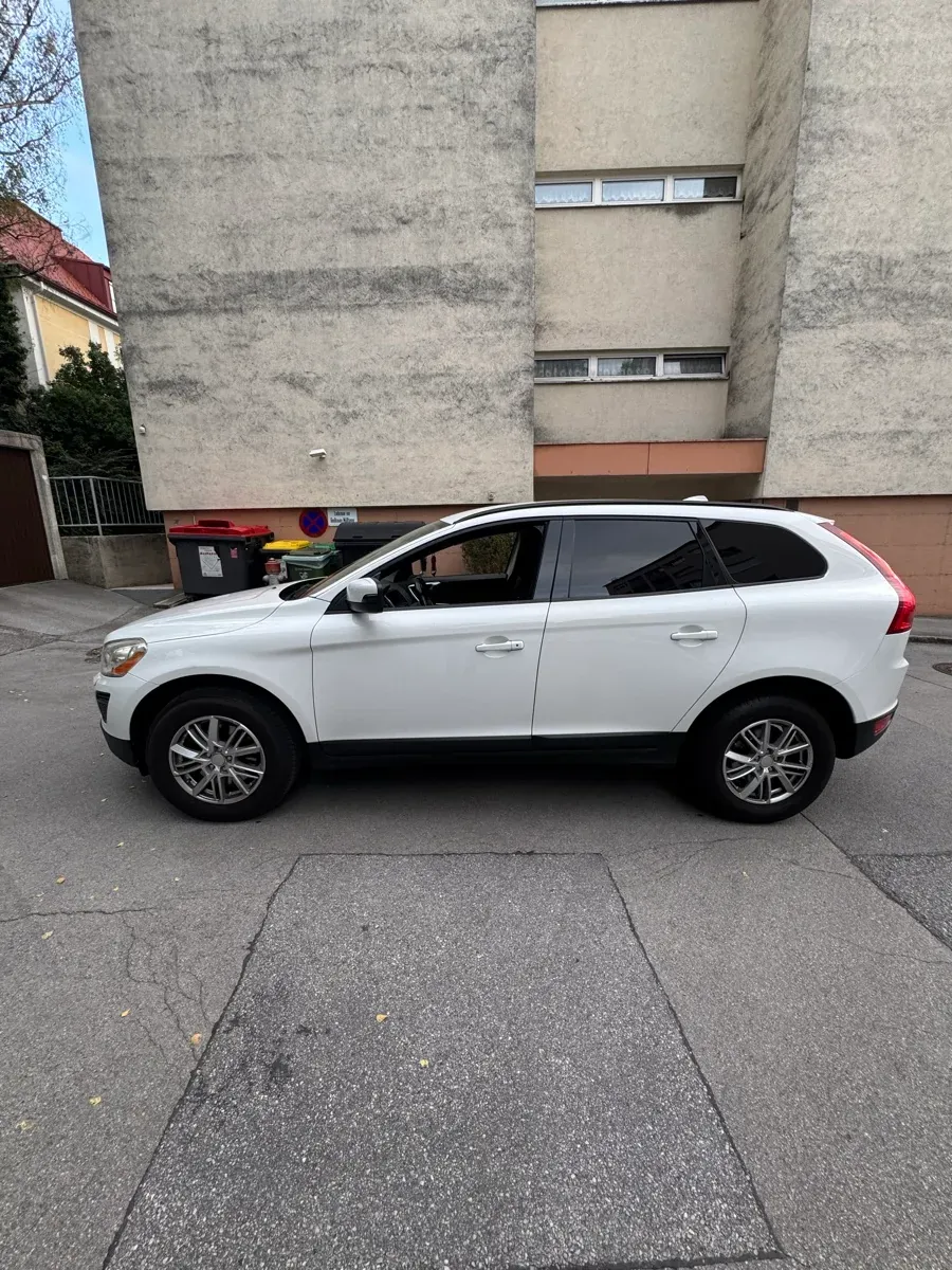 Volvo Xc60 2013 photo 3