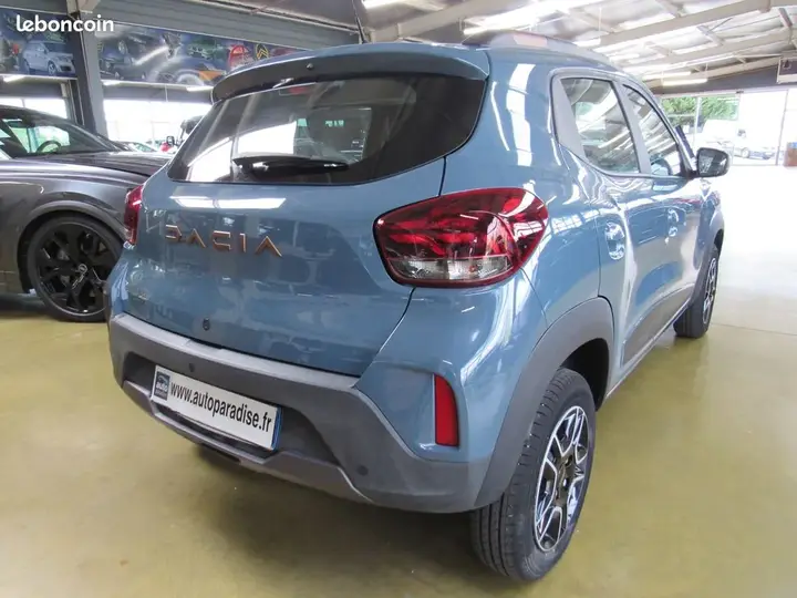 Dacia Spring 2023 photo 2